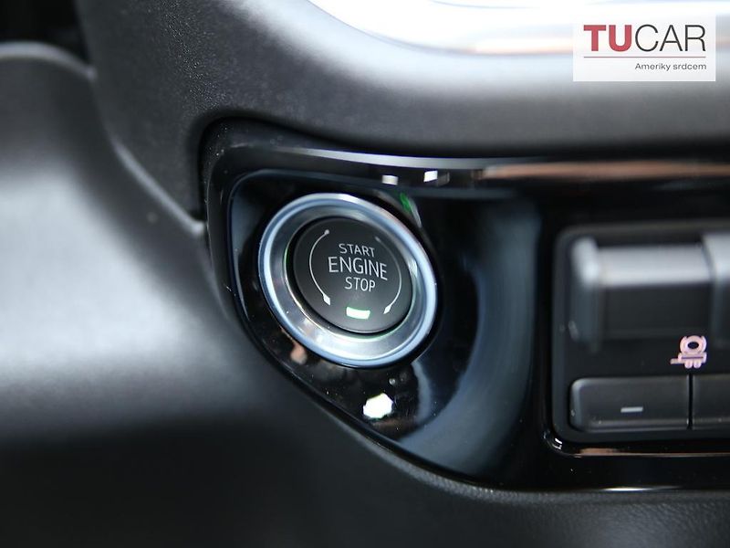 Chevrolet Silverado (2025) High Country 6.2 V8  - fotka 29 z 47