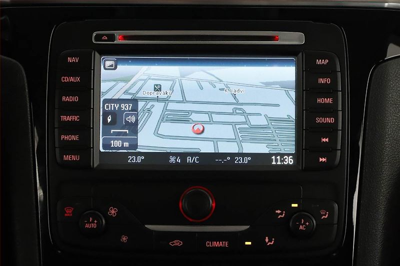 Ford Galaxy (2013) 2.0 TDCi, Automat, 7 míst - fotka 12 z 18