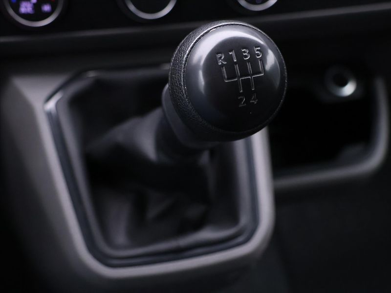 Volkswagen Transporter 2,0 TDI 9-míst Klima DPH - fotka 28 z 36