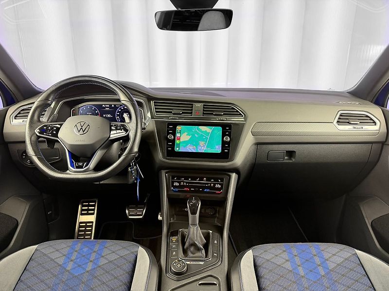 Volkswagen Tiguan 2.0 TSI 235 KW R-LINE, DSG, 4M - fotka 9 z 23