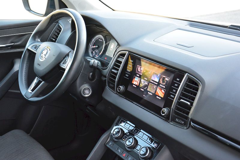 Škoda Karoq (2019) 1.5 TSI 110 KW Style DSG 7 Aut - fotka 18 z 26