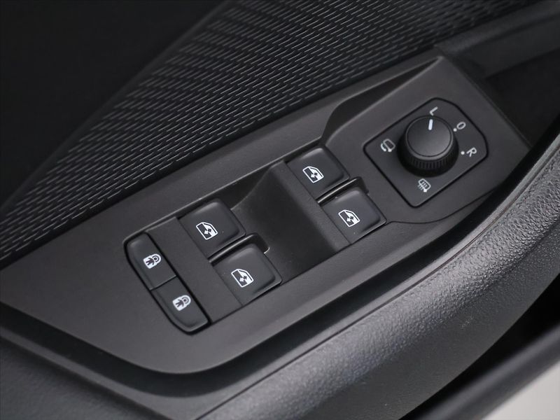 Škoda Octavia Scout 2.0 TDI 147kW 4x4 DSG CZ - fotka 14 z 28