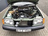 Mercedes-Benz 124 2.0i - 1xMaj - 40 000km - TOP - náhled 42