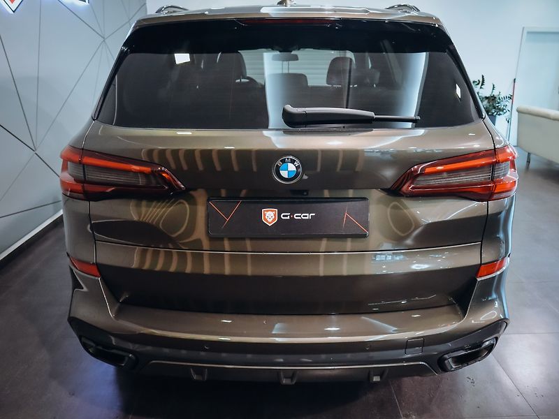 BMW X5 30d xDrive, M-Paket - fotka 5 z 20