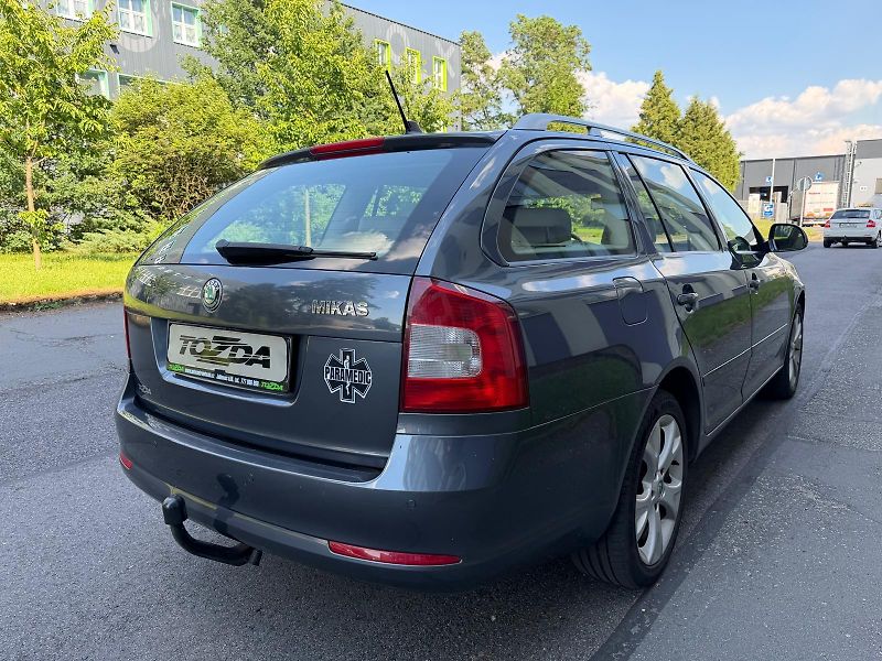 Škoda Octavia 2,0 TDi combi / servis.kn. / - fotka 4 z 37