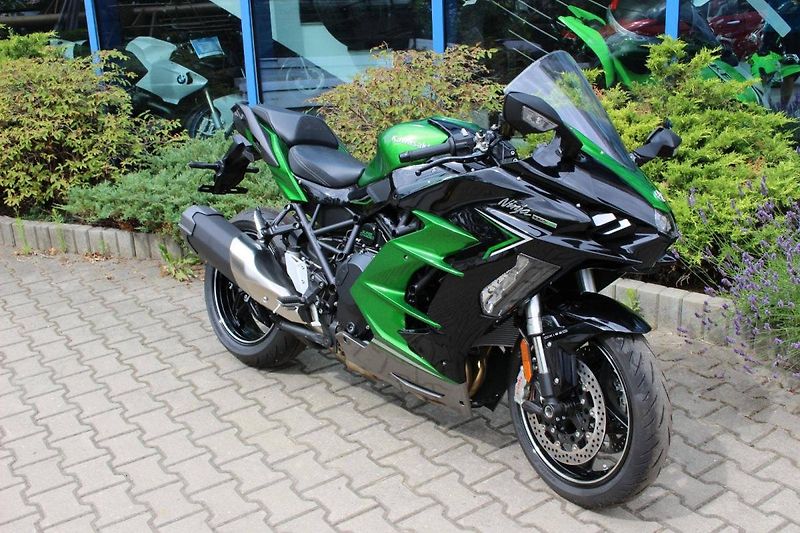 Kawasaki Ninja H2 SX SE (2023) 2023 TOP AKCE - fotka 3 z 10