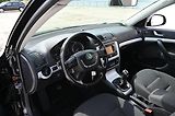Škoda Octavia 2.0TDI 7/2011 Rezervace - náhled 28