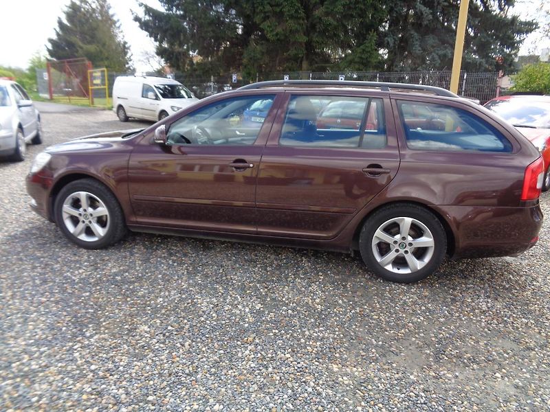 Škoda Octavia 1,6 TDI - fotka 6 z 17