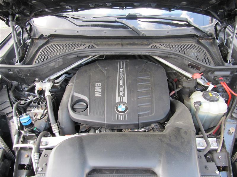 BMW X6 3,0 d xDrive30d 190kW - fotka 31 z 33