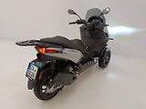 Piaggio MP3 300 (2026) MP3 310 Sport E5+ Grigio Mercu - náhled 9