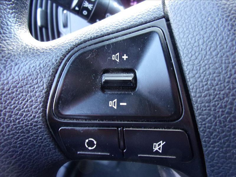 Kia Rio 1,3 CVVT - fotka 23 z 26