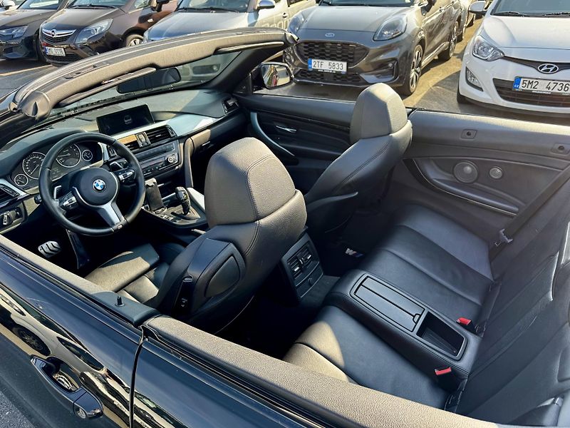 BMW Řada 4 (2014) 435i M-paket - fotka 17 z 38