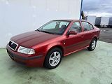 Škoda Octavia 2.0i, 85kW Automat, Klima - náhled 2