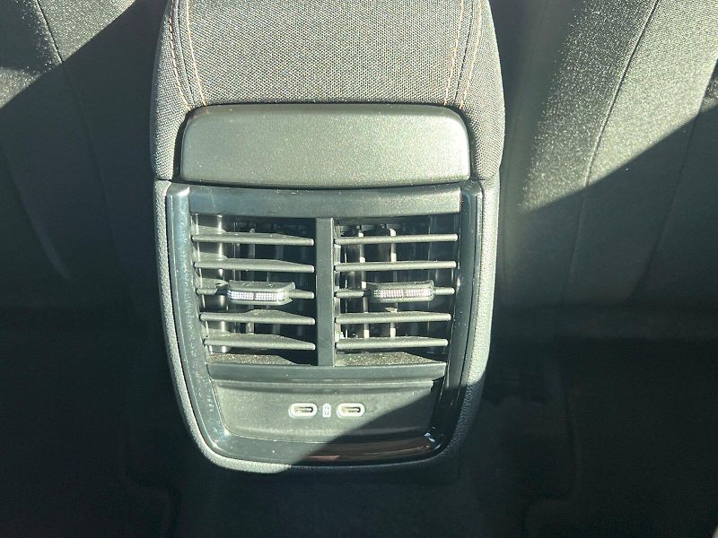 Škoda Kamiq (2026) Top Selection 1.0TSi 85kW 7°au - fotka 26 z 27