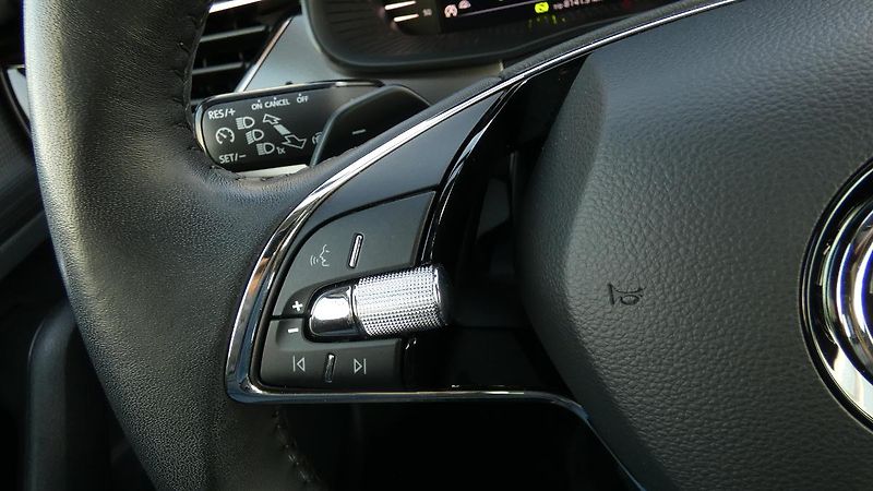 Škoda Scala 1.0 TSI Style DSG - fotka 11 z 22