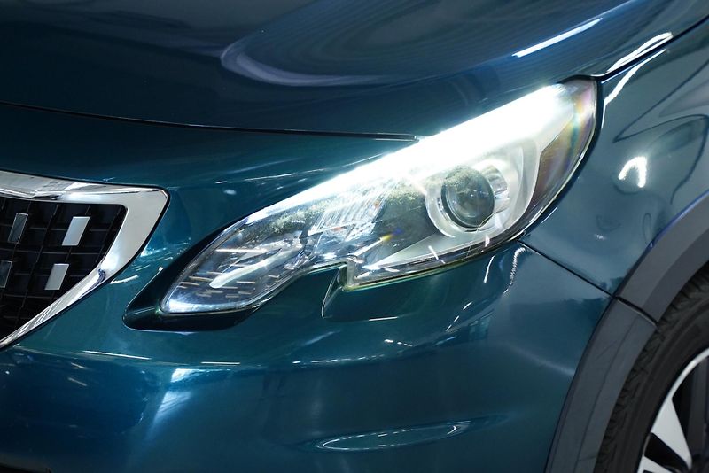 Peugeot 2008 - fotka 9 z 27