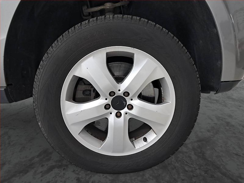 Mercedes-Benz GL (2010) 350 CDI, 4X4, Automat, 7 míst - fotka 14 z 18