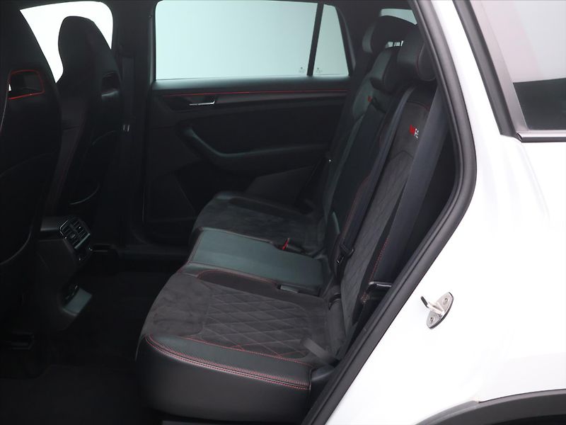 Škoda Kodiaq 2,0 RS TDI 176kW 4x4 DSG - fotka 13 z 28