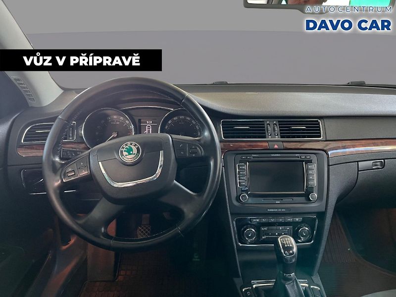 Škoda Superb 2,0 TDI 125kW 4x4 Elegance - fotka 5 z 12