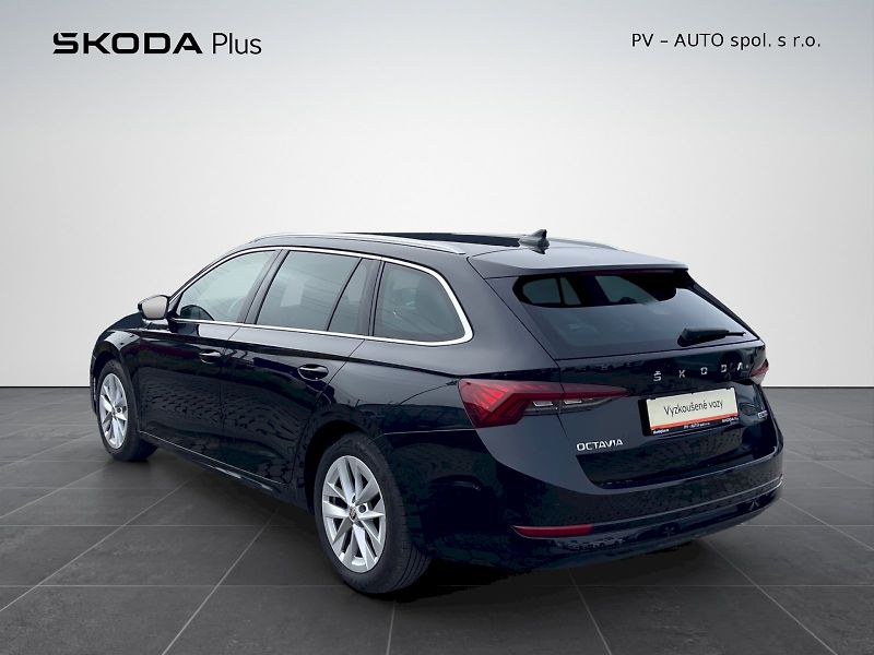 Škoda Octavia (2023) 1.5 eTSI 110kW m-Hev DSG Style - fotka 29 z 35