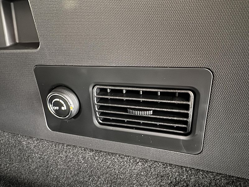 Chery Tiggo 8 (2026) 1,6T Unique FWD - fotka 21 z 57