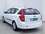 Kia Ceed 1,6 CVVT Aut. klimatizace ČR - náhled 10
