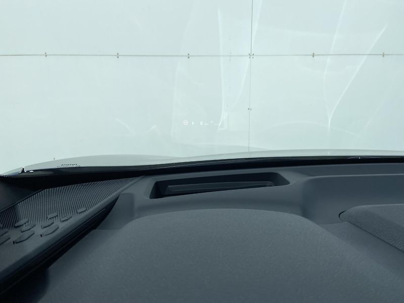Toyota C-HR 2.0 PHEV e-CVT GR-Sport Premie - fotka 18 z 26