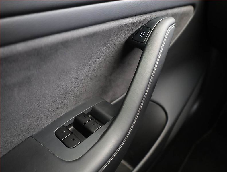 Tesla Model 3 (2021) Long Range 4WD 74kWh - fotka 12 z 23