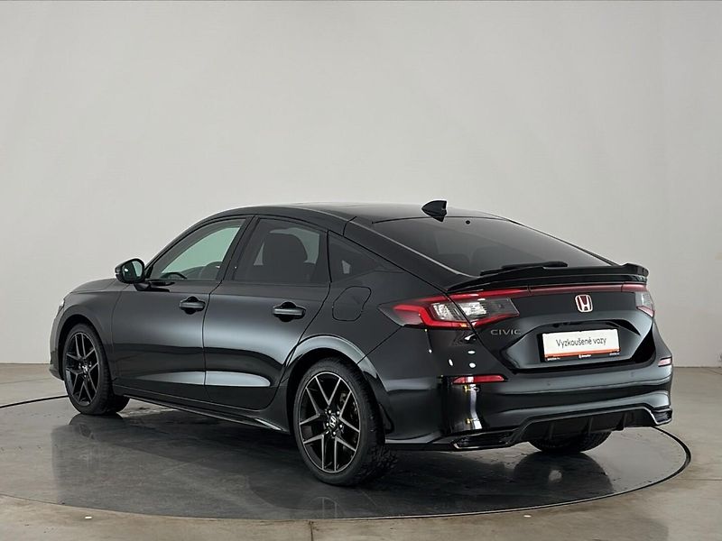 Honda Civic Advance - fotka 15 z 28
