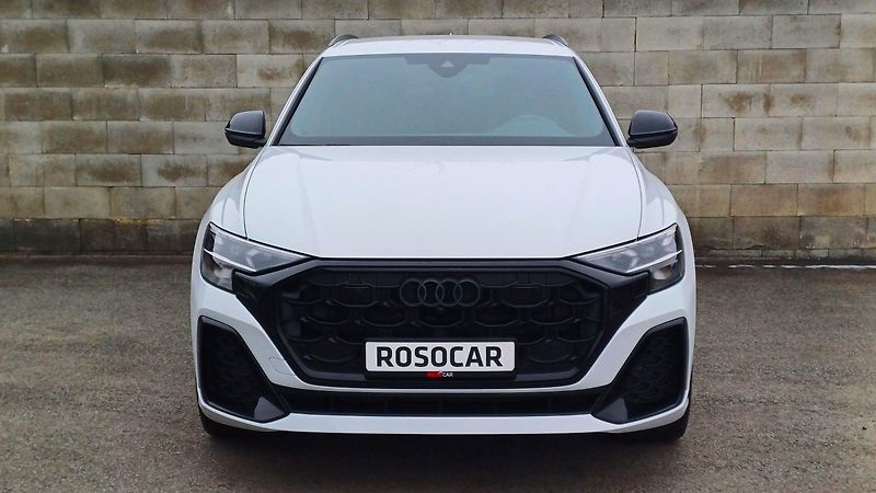 Audi Q8 S-LINE 210kW-WEBASTO-ČR-DPH- - fotka 2 z 25