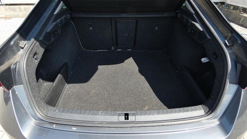 Škoda Octavia 2,0 TDI 85kW Fresh - fotka 20 z 23