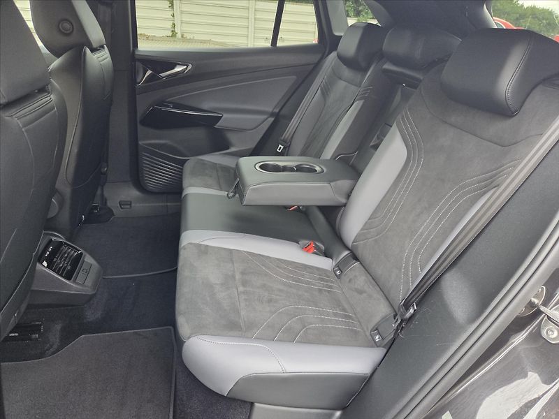 Volkswagen ID.4 Pro Prf. 82kWh SOH 95% Tažné z - fotka 11 z 30