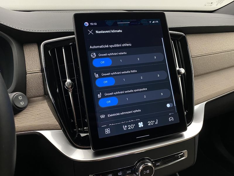 Volvo XC90 B5 AWD BRIGHT PLUS REZERVACE - fotka 46 z 64
