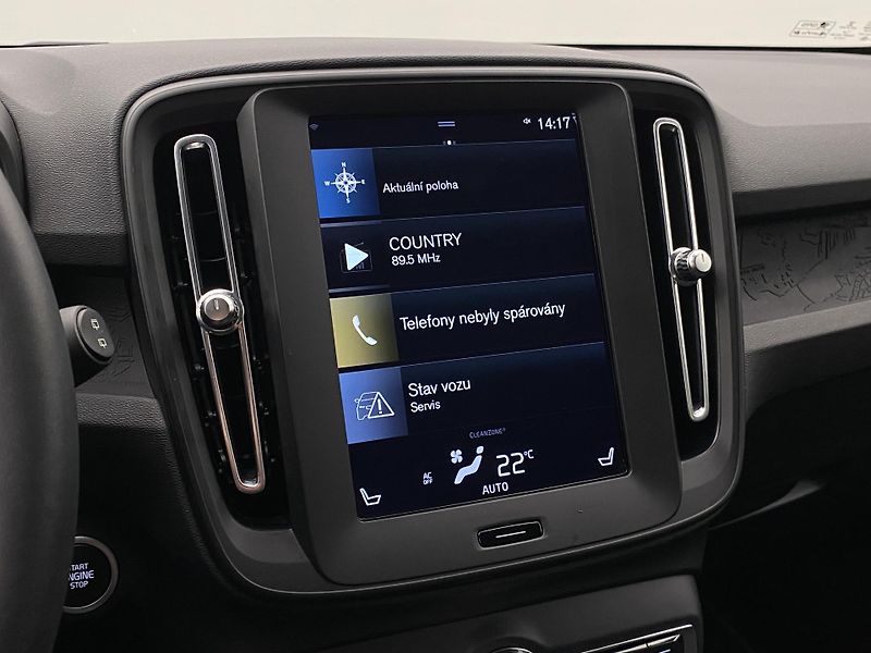 Volvo XC40 T2 ESSENTIAL  - fotka 8 z 37