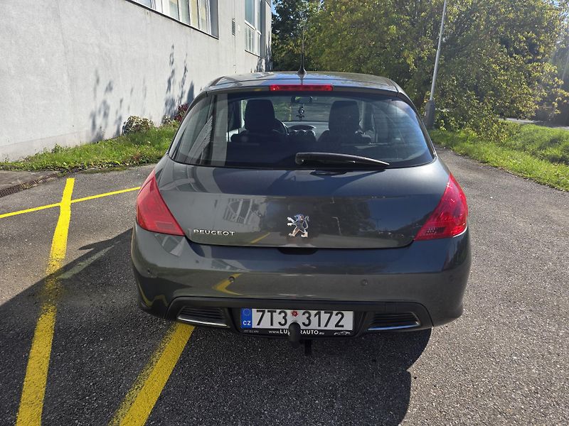 Peugeot 308 (2010) 1.6i TAŽNÉ  - fotka 5 z 16