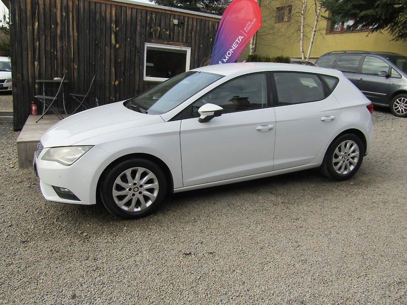 Seat Leon (2014) 16 TDI 77kW - fotka 2 z 35