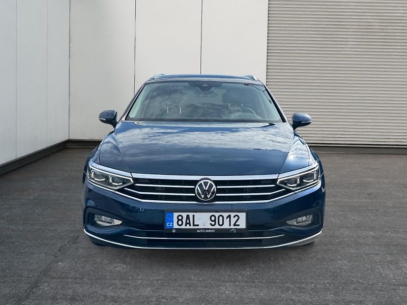 Volkswagen Passat (2021) ELEGANCE 1.5TSI EVO 110kW DSG  - fotka 2 z 11