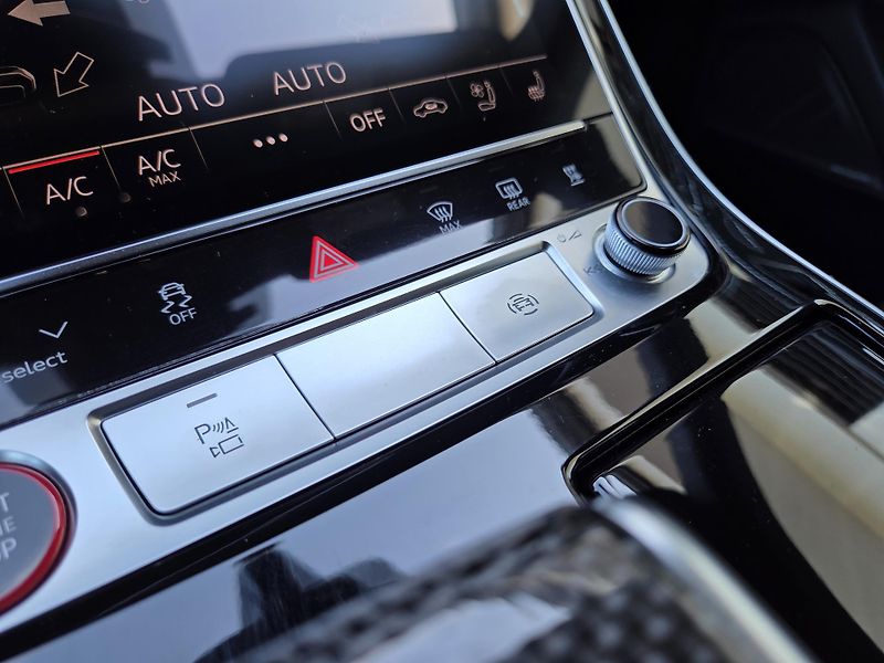Audi SQ8 (2023) TSFi Competition B&O3D MAXMAX - fotka 47 z 56