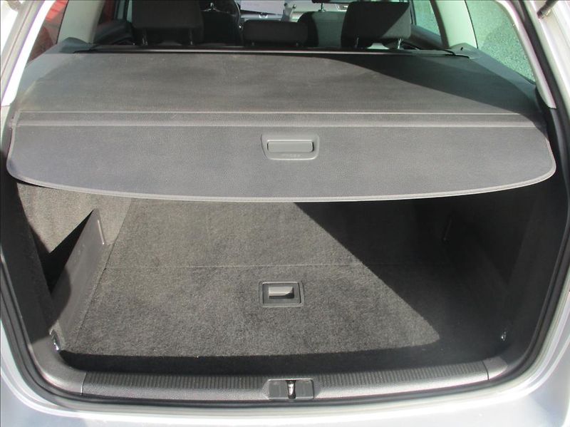 Volkswagen Passat 1,4 TSI,DSG,aut.klima,Navi, - fotka 13 z 47