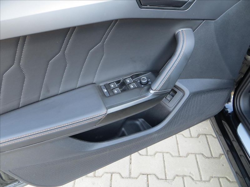 Cupra Formentor 2,0 TSI 180kW DSG VZ ČR - fotka 12 z 25