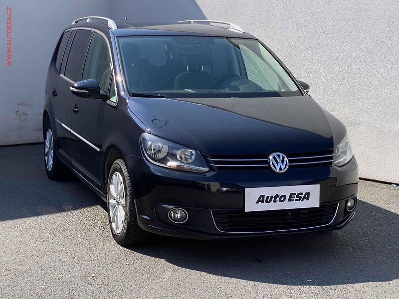 Volkswagen Touran (2014) 1.6 TDi, Highline, DSG - fotografie inzerátu