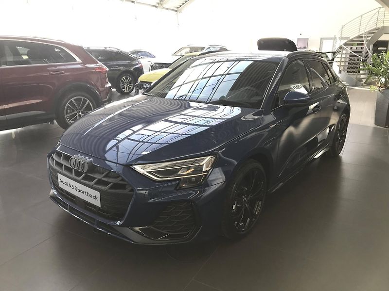 Audi A3 S line ST7 1,5TFSI - fotka 1 z 20
