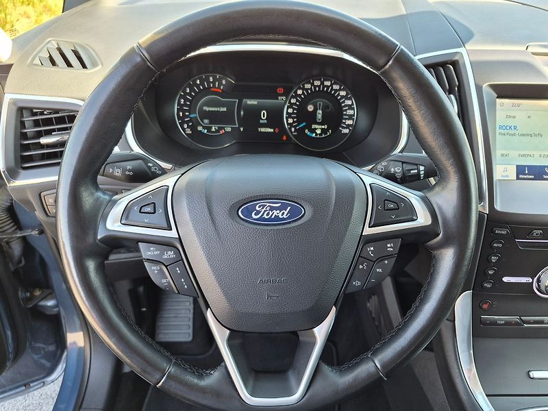 Ford S-MAX 2.0 EcoBlue 110kw Titanium - fotka 8 z 21
