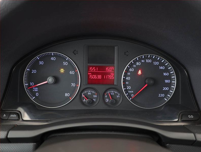 Volkswagen Golf (2005) Comfortline 1.4 16V, nová STK - fotka 8 z 10