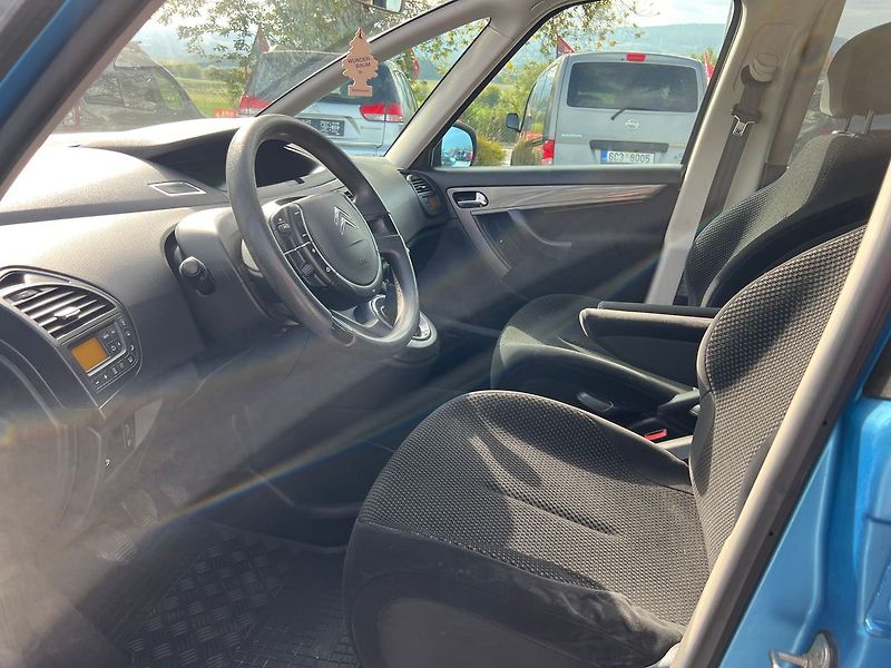 Citroën C4 Picasso 1,6 HDi - fotka 7 z 15