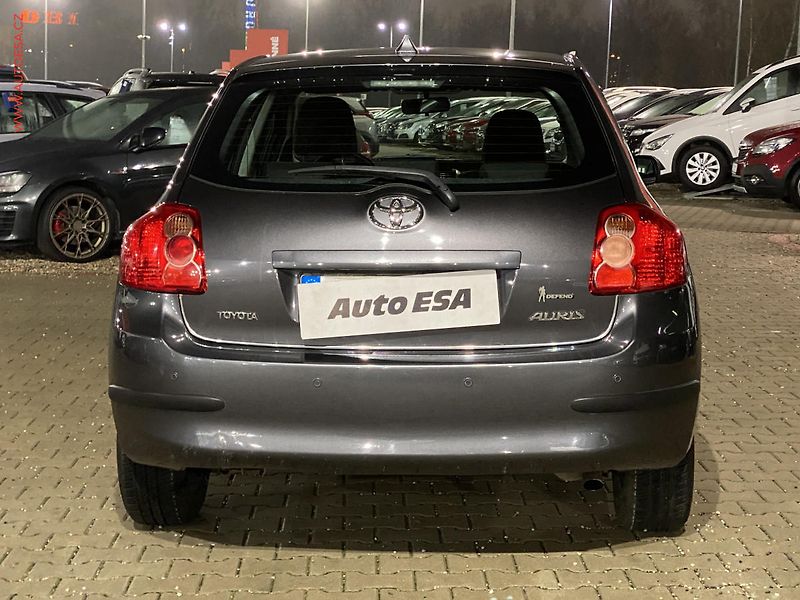 Toyota Auris (2009) 1.3 VVT-i, 1.maj,ČR, Terra - fotka 5 z 16