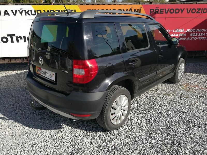 Škoda Yeti 1,2 TSI Ambiente - fotka 3 z 16