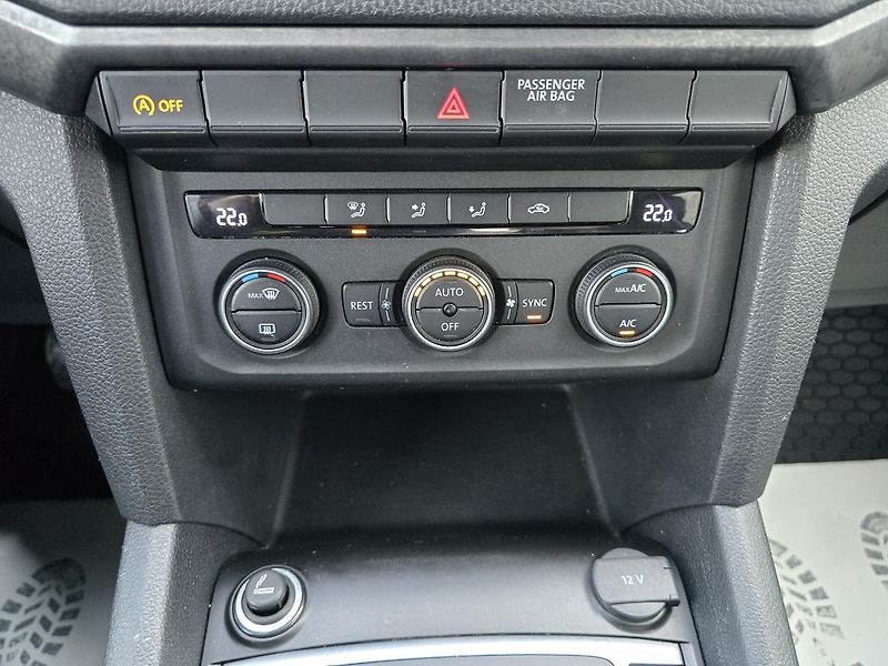 Volkswagen Amarok 150kW 4x4 DSG TAŽNÉ DPH - fotka 13 z 24