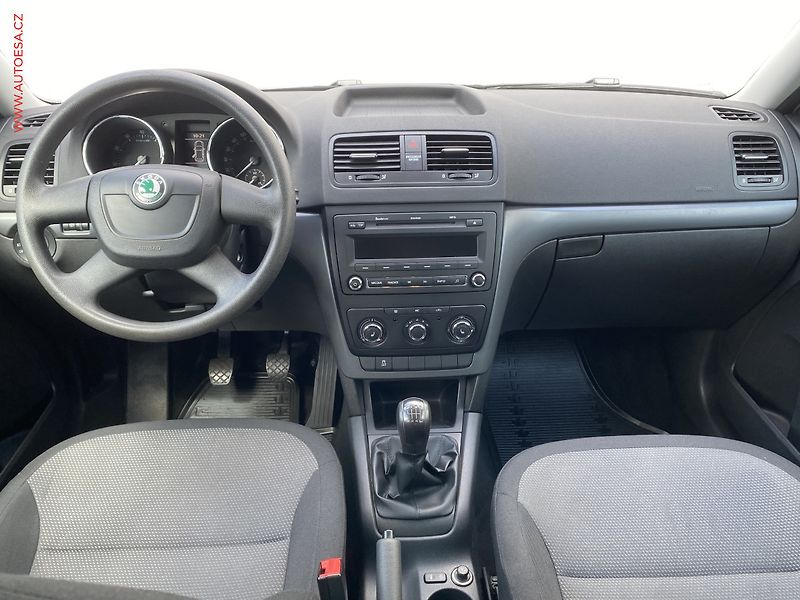Škoda Yeti (2010) 1.4 TSi, Active, +kola - fotka 8 z 16