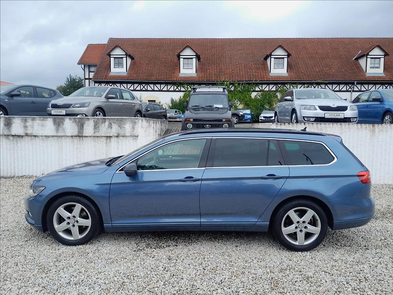Volkswagen Passat Variant 2.0 TDI 110KW - fotka 4 z 59